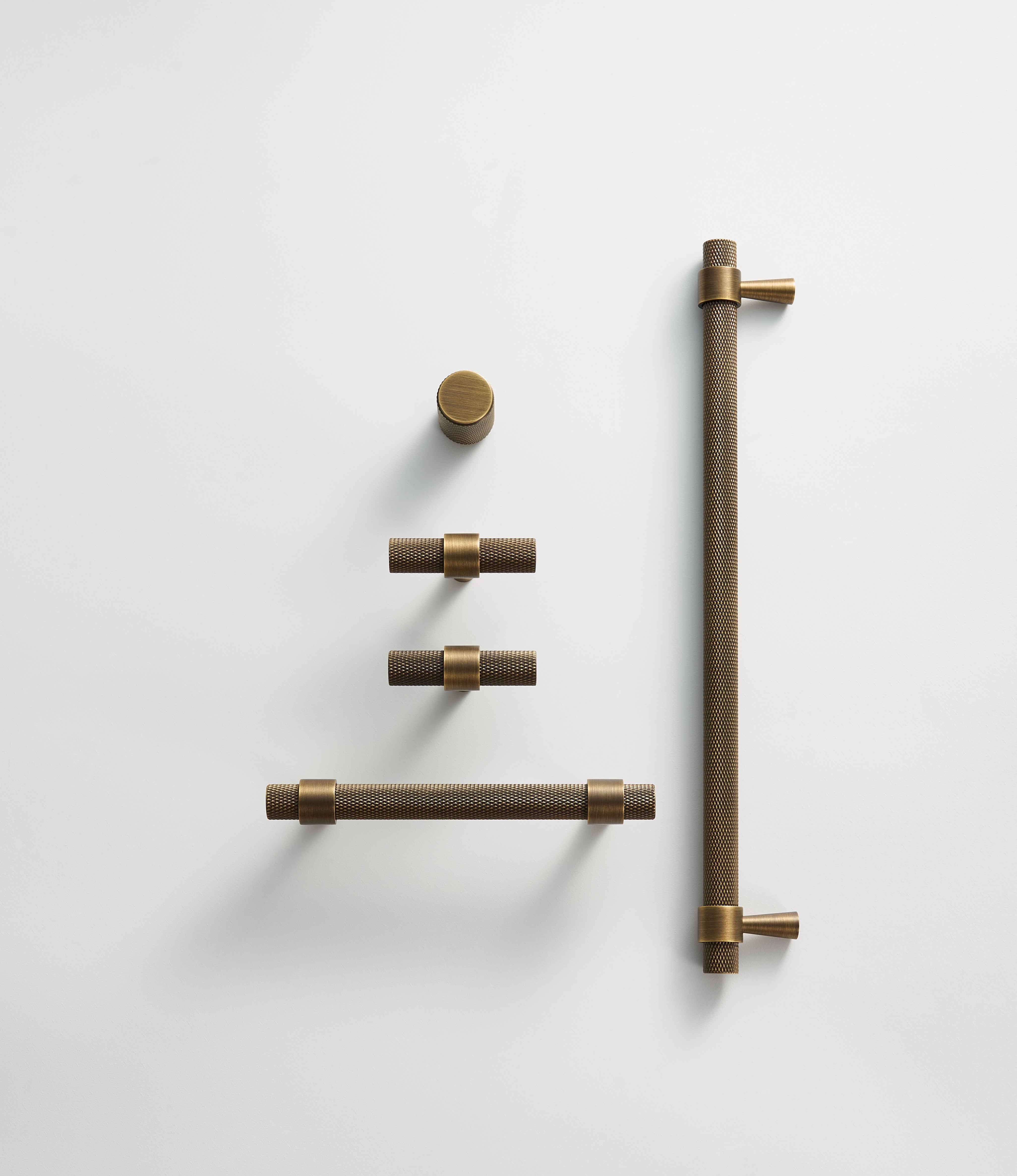 Hvordan velge riktig håndtak, knott og t-grep til kjøkken og møbler