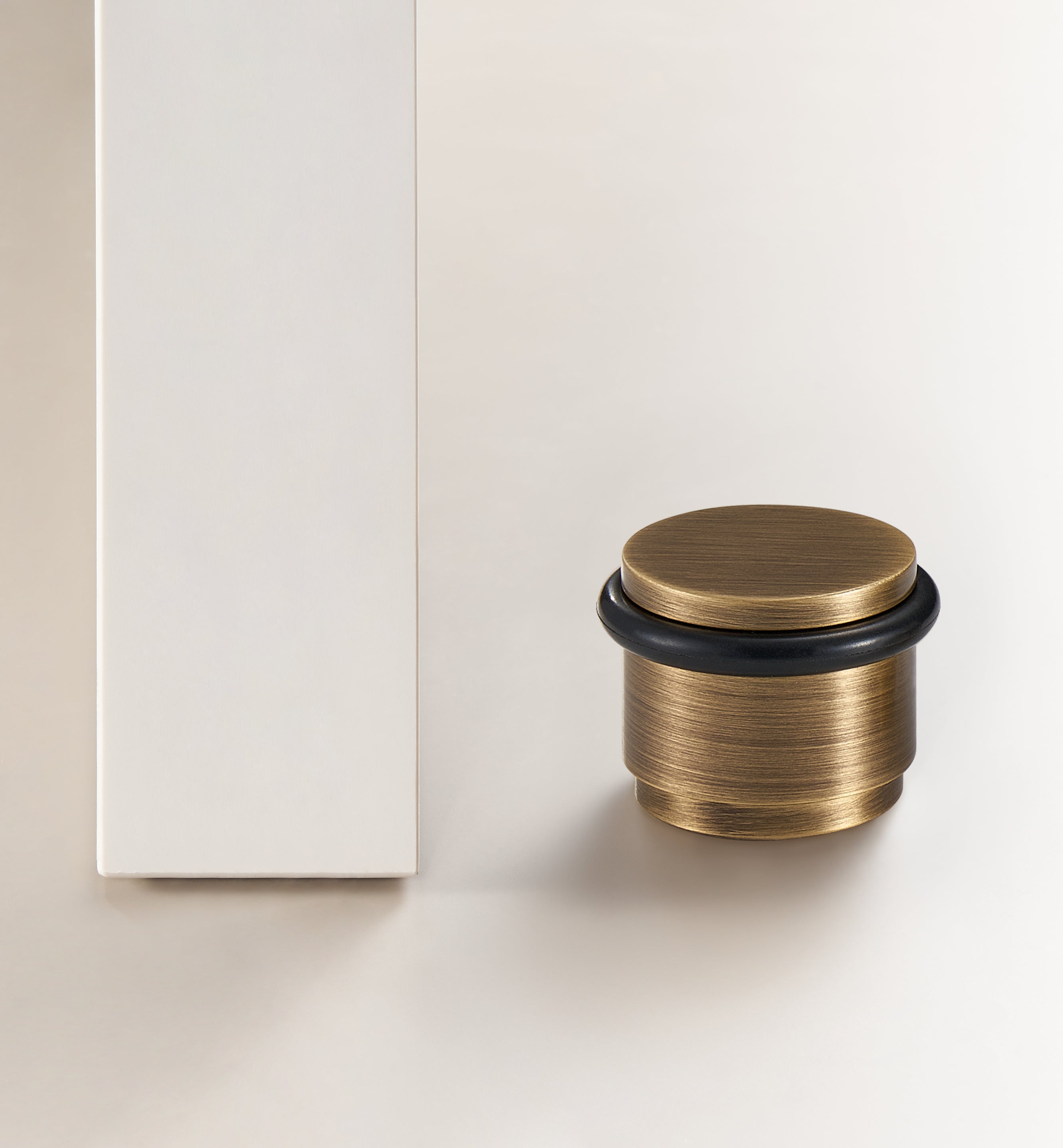 EIV Dørstopper D02 Antikk Messing